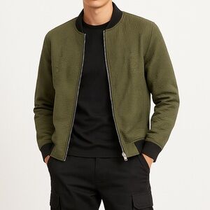 FAIRWHALE Green Textured Bomber Jacket Size Small Streetwear Date Night